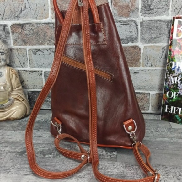 Vera Pelle leather backpack, handcrafted in Italy. - Picture 4 of 5